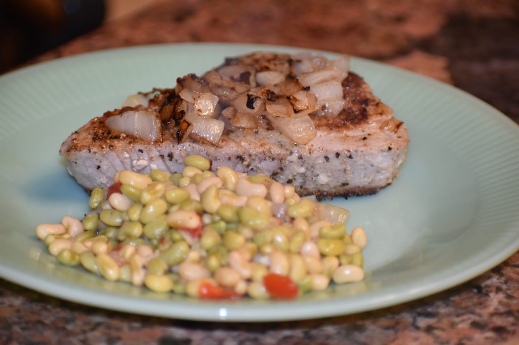 Jadite plate with tuna steak & creamer peas Seasoned Ahi Tuna Steaks Sear Then Flip Recipe www.diningwithmimi.com