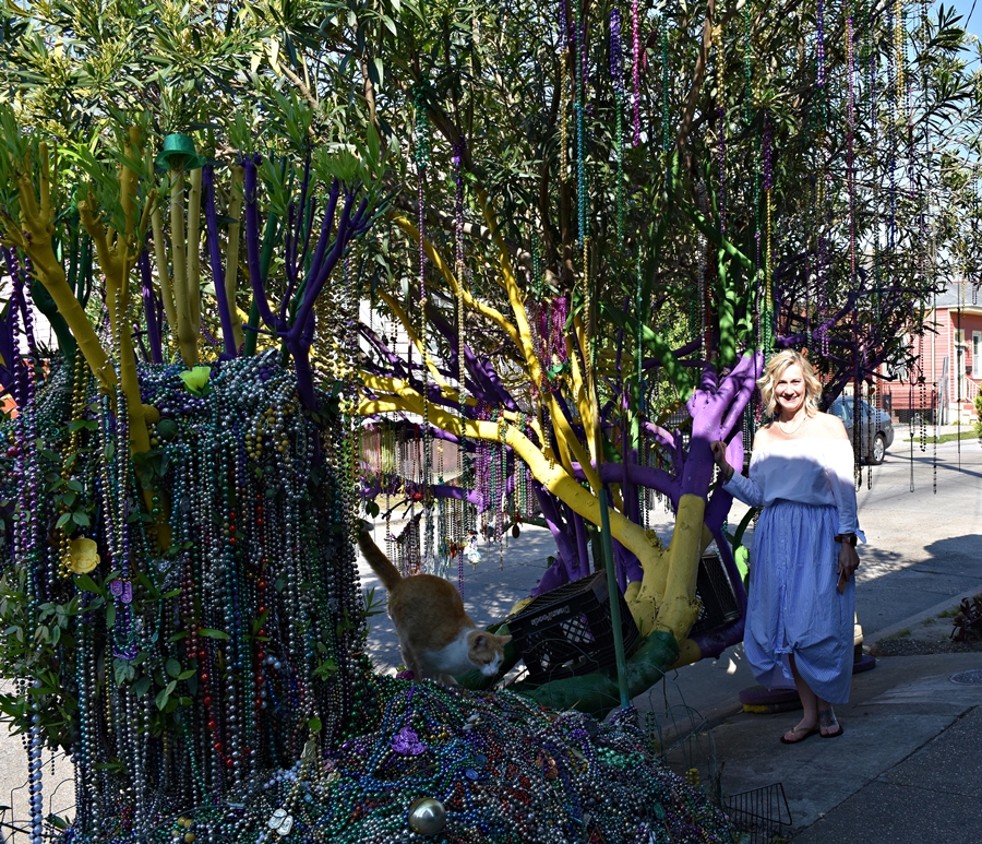 Mardi Gras Tree on First Street Need a quickie- Drop into New Orleans for 48 hours www.diningwithmimi.com