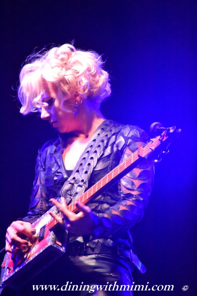 Samantha Fish Gulport Ms Sept 2019 Brains, Beauty and Slaying a Guitar as Samantha Fish www.diningwithmimi.com