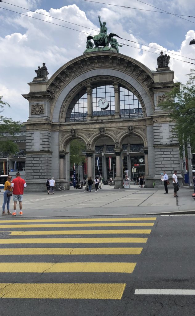 Luzern Station Monument for Luzern Lucerne How I love thee, Let me count the ways www.diningwithmimi.com