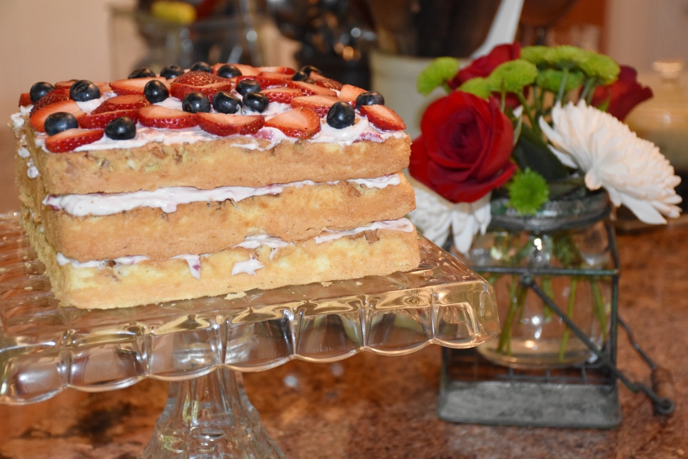 Let Them Eat. Berry Me Naked cake www.diningwithmimi.com