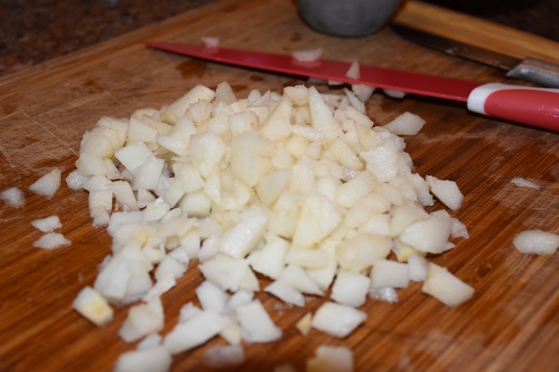 Fresh pears peeled and chopped for Unprocessed Candied Jalapeno August Pears Broccoli Salad  www.dininggwithmimi.com